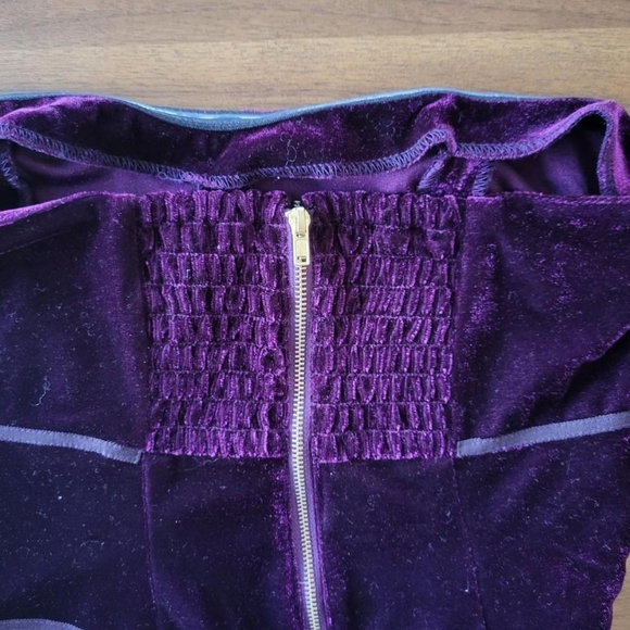 Short dress - Picture 3 of 4